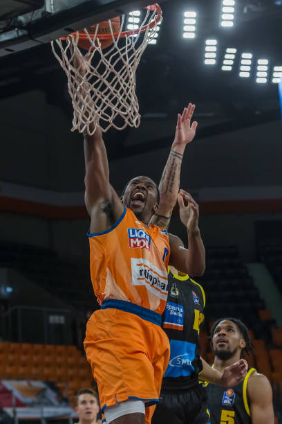 这两支球队 这两支球队